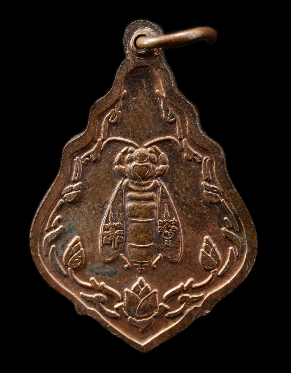 30Jun25 (48)aย.jpg - เหรียญหลวงพ่อจืด สวนปฎิบัติธรรมโพธิเศรษฐี จ.นครปฐม หลังต่อเงิน ต่อทอง เนื้อทองแดงผิวไฟ ตอกโค๊ต ท่านเป็นศิษย์ของหลวงพ่อน้อย วัดศรีษะทอง เเละหลวงพ่อน้อย [..] | https://kamulet.in.th